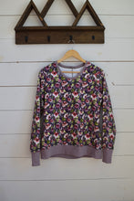 Load image into Gallery viewer, Medium Purple Floral Woman’s Fitted Pull Over