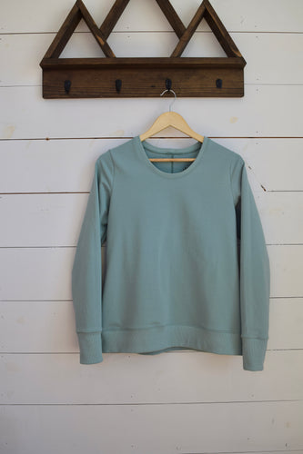 Medium Seafoam Woman’s Fitted Pull Over