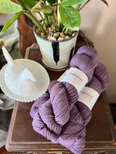 Load image into Gallery viewer, Grape Jam 100% Merino Wool