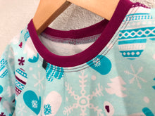 Load image into Gallery viewer, 1-3yr Winter Wonderland Grow With Me Slouchy Dolman